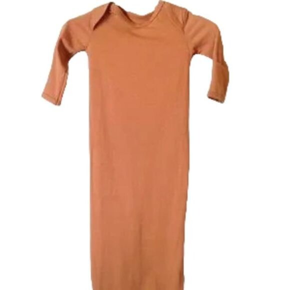 Marlowe & Co. Organic Cotton Knotted Gown 0-3 Months - Picture 1 of 5